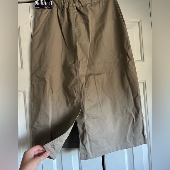 Authentic Galaxy School Uniform skirts size 12 1/2.Length 29 inches. Khaki color - Picture 3 of 3